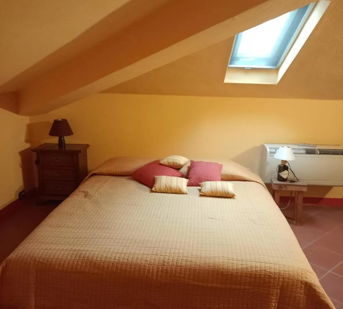 La Mansarda Di Ele Apartment Lucca